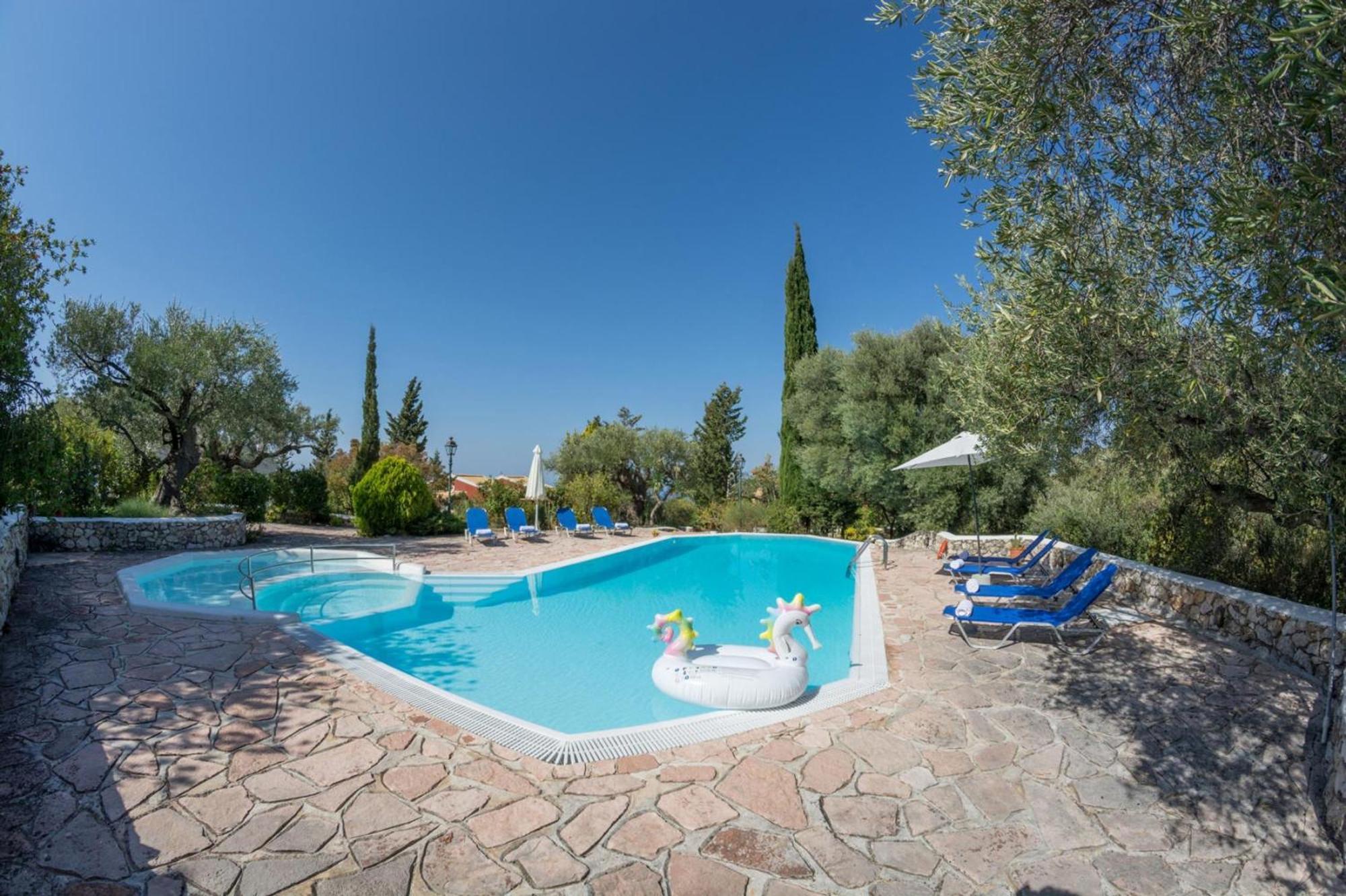 Agios Nikitas Villas Exterior foto